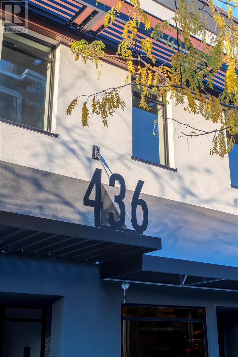 436 Bernard Avenue Unit# 1-3 Kelowna Photo 2